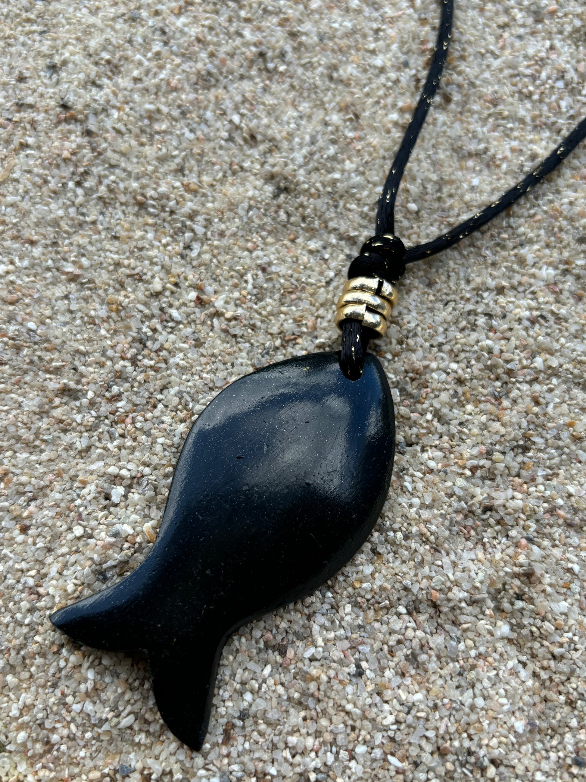Wood Fishing (Black)