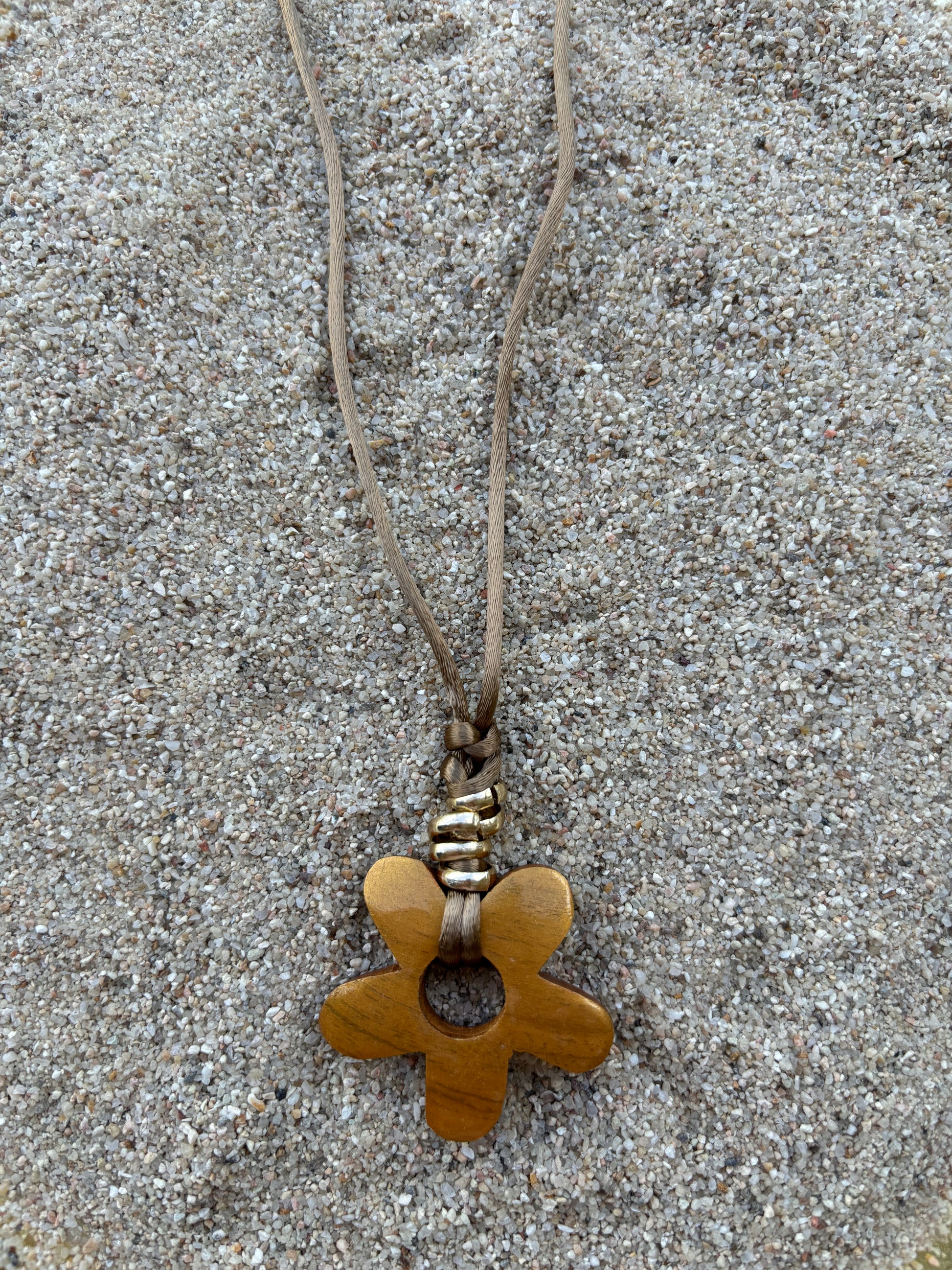 Wood Flower (Brown)